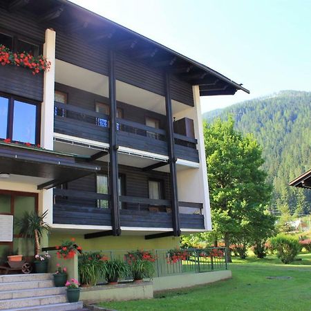 Appartementanlage Thermenblick Ski In & Ski Out Bad Kleinkirchheim Exterior foto